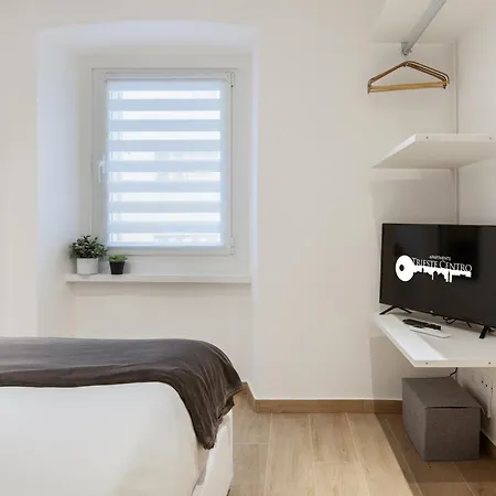Centro I Gradi 1 Apartment Trieste
